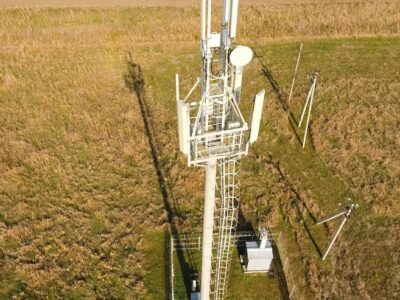 Seismic data transmission